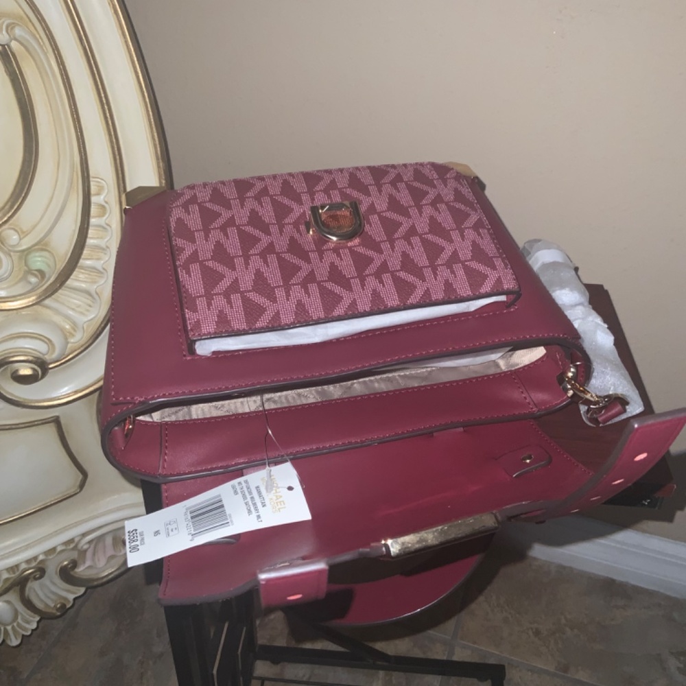 Michael Kors - Picture 5 of 6